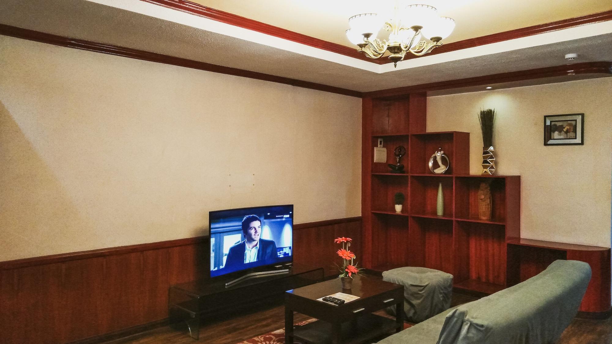 Dulcinea Hotel And Suites Lapu-Lapu City Bagian luar foto