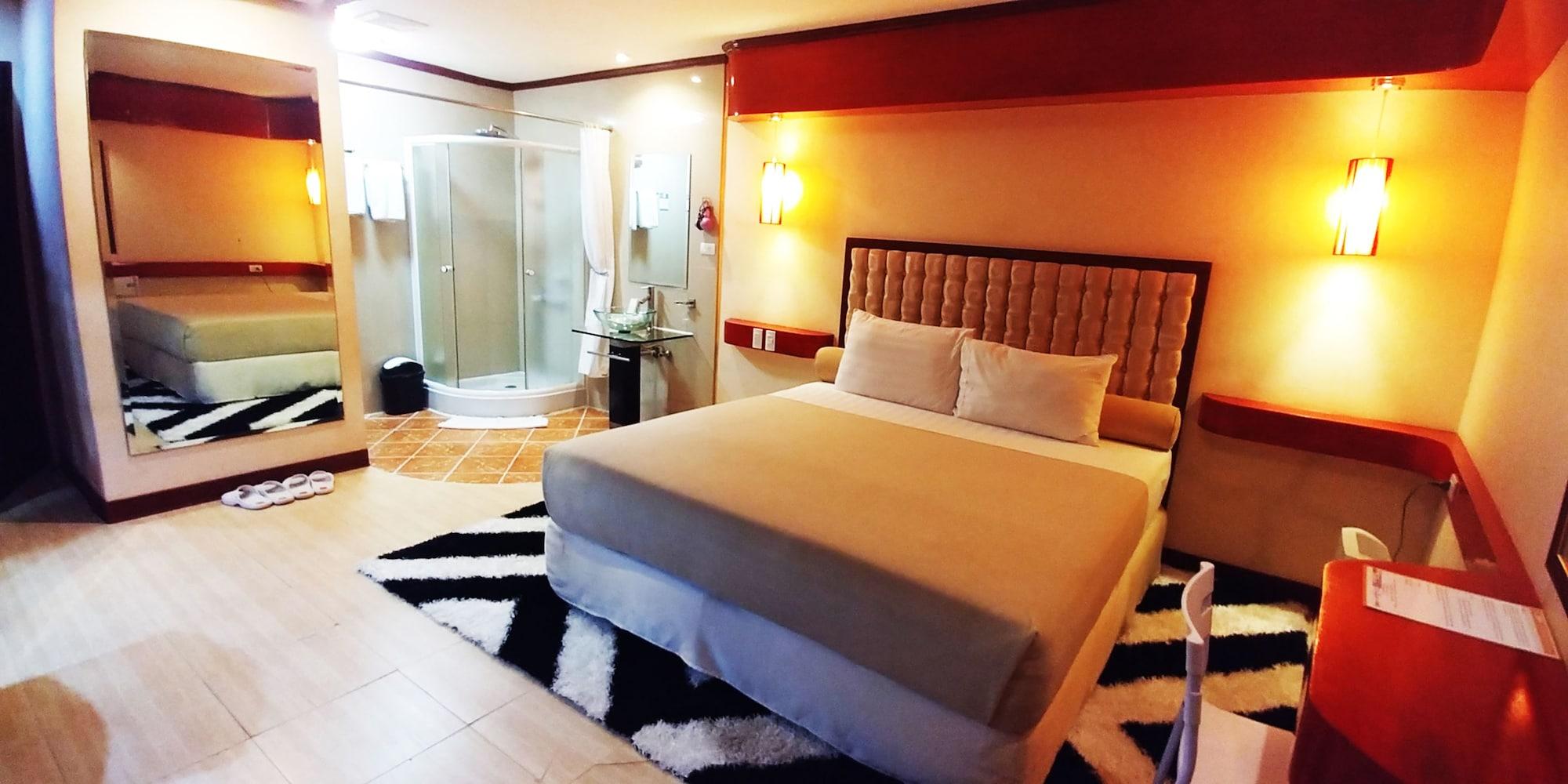 Dulcinea Hotel And Suites Lapu-Lapu City Bagian luar foto