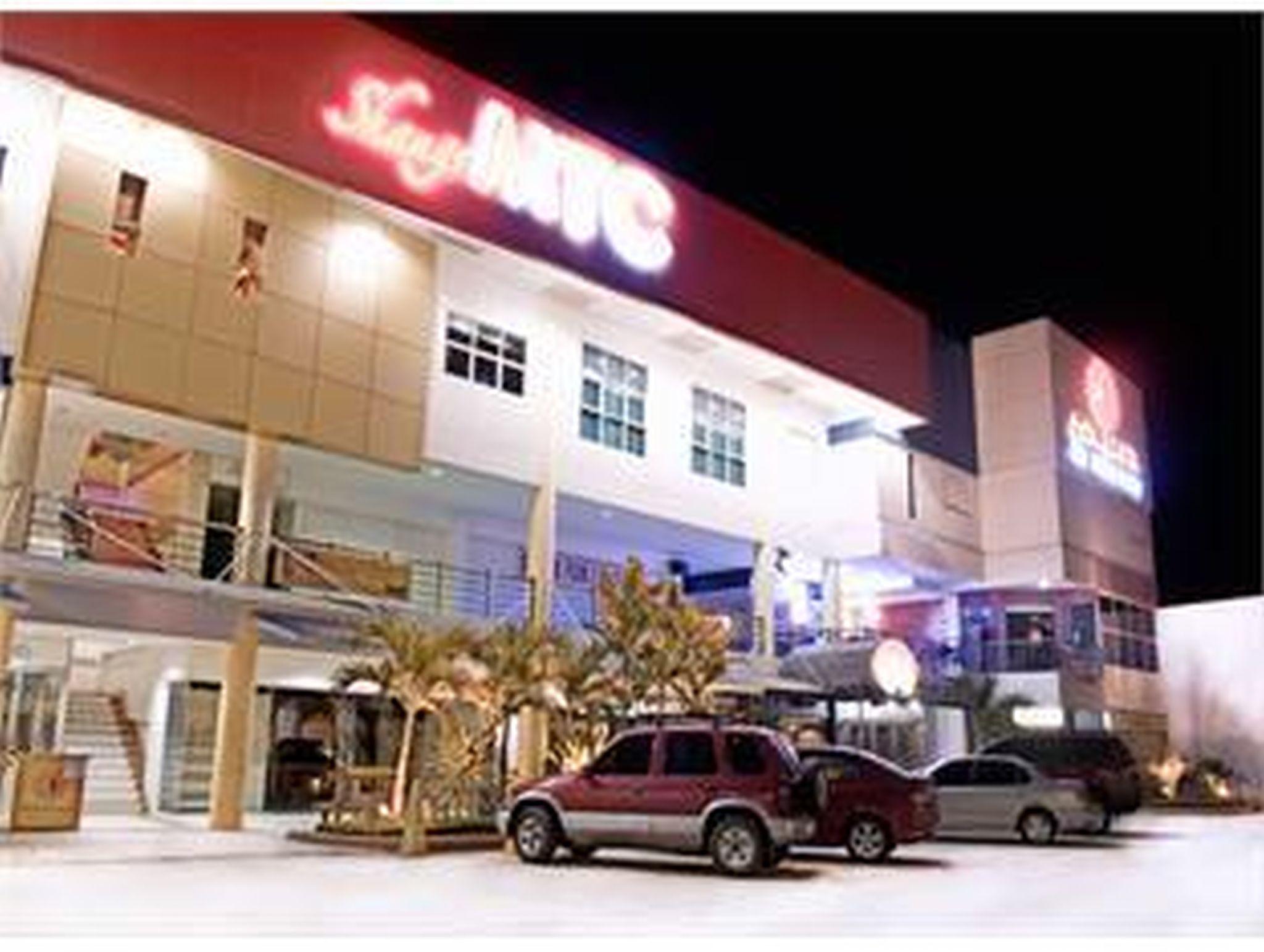 Dulcinea Hotel And Suites Lapu-Lapu City Bagian luar foto
